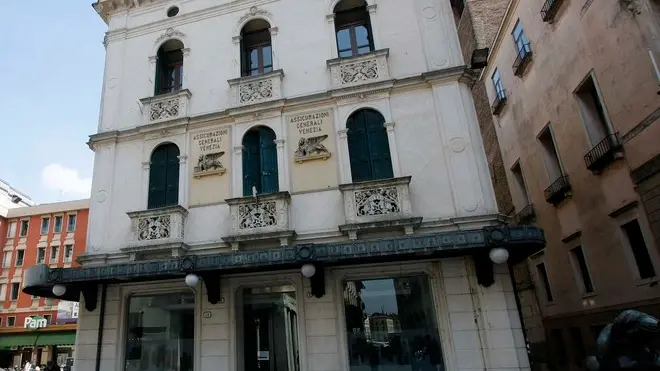 BARSOTTI - EX NEGOZIO SISLEY