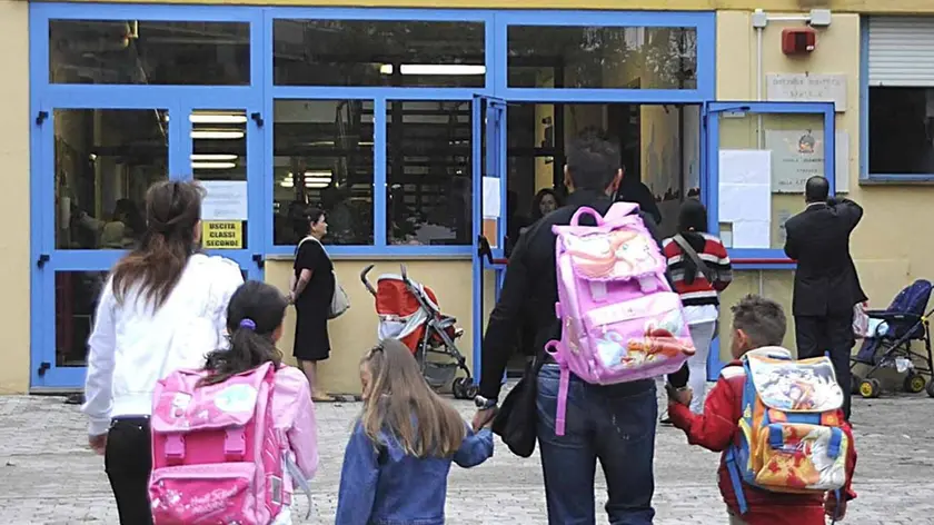 modena scuole elementari cittadella 1° giorno di scuola - L'ingresso a scuola alle elementari Cittadella