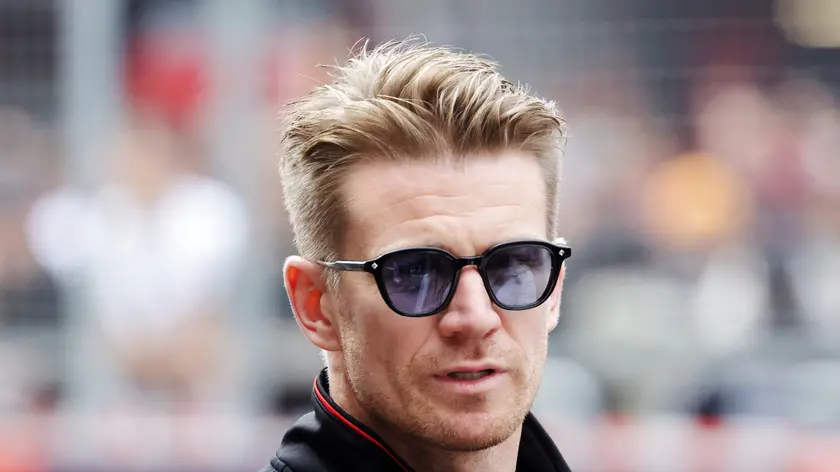 epa11291019 Haas driver Nico Hulkenberg of Germany looks on during a drivers parade ahead of the Formula One Chinese Grand Prix, in Shanghai, China, 21 April 2024. The 2024 Formula 1 Chinese Grand Prix is held at the Shanghai International Circuit racetrack on 21 April after a five-year hiatus. EPA/ALEX PLAVEVSKI
