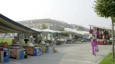 IL MERCATO DI BUSA. Cambierà la dislocazione delle bancarelle come in tutte le altre frazioni di Vigonza