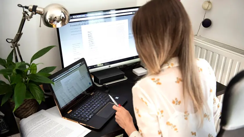 La fibra ottiva è diventata un bene essenziale per lavoro e studio