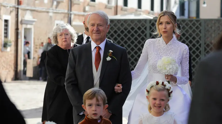 Gèradine Guyot. Ecco l'arrivo ddella sposa