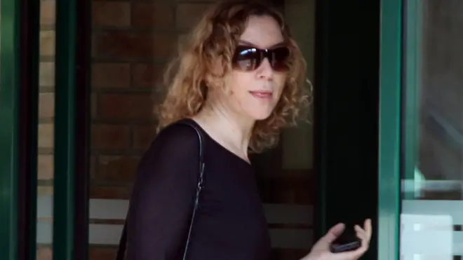 Laura Schmidt, compagna di Vasco Rossi, arriva alla clinica privata Villa Alba di Bologna dove, da martedi' scorso e' ricoverato il cantante per una frattura ad una costola, oggi 22 Luglio 2011. ANSA / MICHELE NUCCI