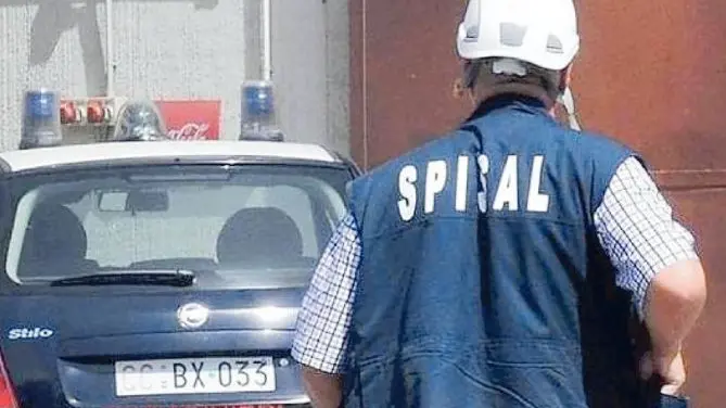 Un tecnico Spisal al lavoro