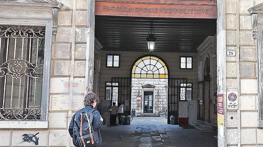 TOME' - AGENZIA BIANCHI - PADOVA - SCIENZE POLITICHE