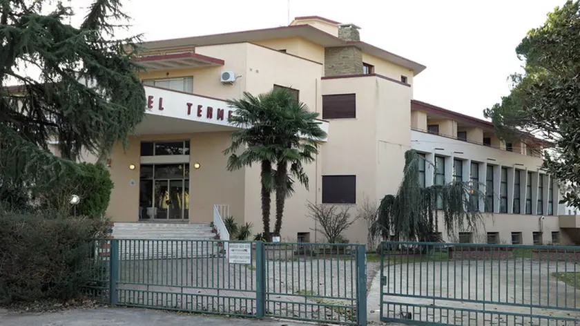 CADONI HOTEL TERME EUGANEE CHIUSO BATTAGLIA