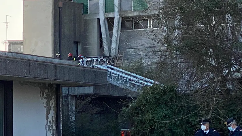 ZUPO - FOTOPIRAN - ABANO TERME - EX HOTEL CRISTALLO LUOGO SUICIDIO