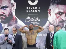 epa11349064 Octavio Pudivitr of Portugal poses during the weigh-in in Riyadh, Saudi Arabia, 17 May 2024. Tyson Fury and Oleksandr Usyk will face each other in the first undisputed heavyweight contest of the 21st century on 18 May 2024 in Riyadh. EPA/ALI HAIDER
