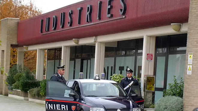 BELLUCO FURTO OUTLET INDUSTRIES TREBASELEGHE