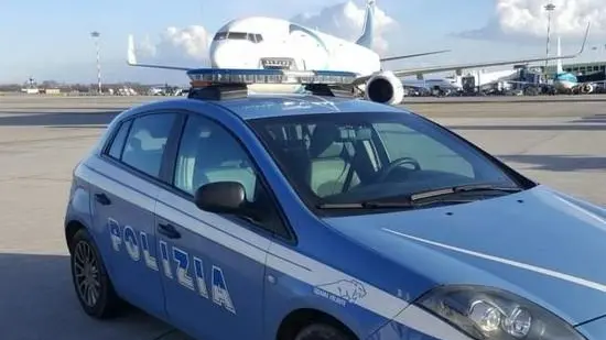 La donna è stata imbarcata su un volo per Bucarest