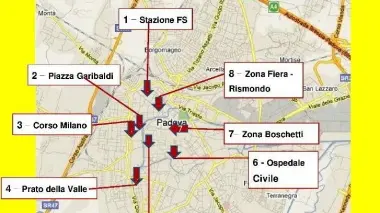 AUTO A NOLEGGIO Le otto postazioni allestite in città In alto un’auto da affittare