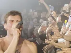 Blanco in concerto. La sua estate 2022 è all’insegna del sold out