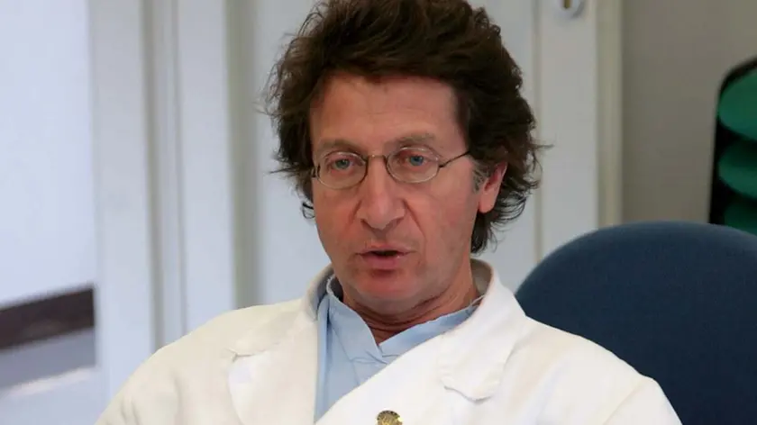 CARRAI - INTERVISTA SU TRAPIANTO DI POLMONE - PROF. FEDERICO REA CARRAI - INTERVISTA SU TRAPIANTO DI POLMONE