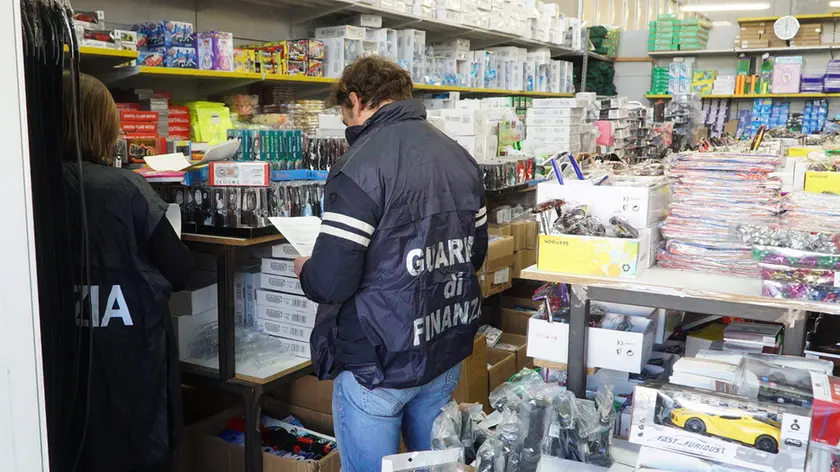 BARON - AGENZIA BIANCHI - PADOVA - CONTROLLI AL CENTRO INGROSSO CINA