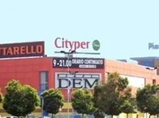 - PIAZZAGRANDE Il centro commerciale festeggia i 15 anni