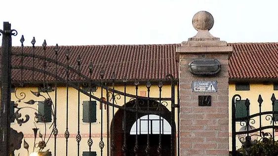 stievano - ag zangirolami - 13/01/2016 - anguillara - MORTE DI Giovanni Morello bimbo morto per blocco intestinale nella foto: la casa di Giovanni in via mazzini 14 ad anguillara ph zangirolami