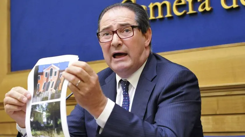 23/06/2014 Roma, sala stampa della Camera dei Deputati, conferenza stampa di Giancarlo Galan per illustrare la sua memoria difensiva presentata alla giunta per le autorizzazioni in merito alle vicende giudiziarie che lo vedono coinvolto nell' inchiesta Mose