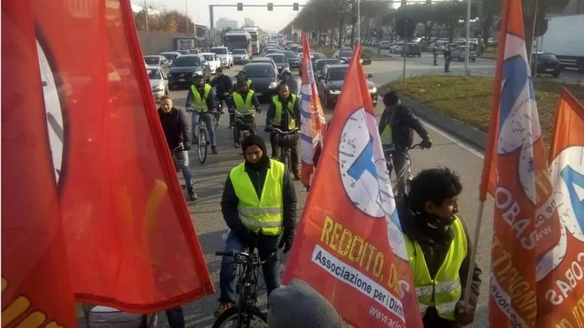 Una manifestazione di Adl Cobas