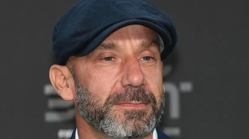 Former Italian soccer player Gianluca Vialli arrives for the Best FIFA Football Awards 2018 in London, Britain, 24 September 2018. EPA/FACUNDO ARRIZABALAGA