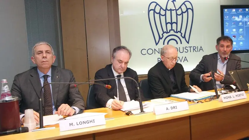 MARIAN - AGENZIA BIANCHI - PADOVA - CONVEGNO CONFINDUSTRIA. da sin: LONGHI, DRI, MISTO' POSSAMI