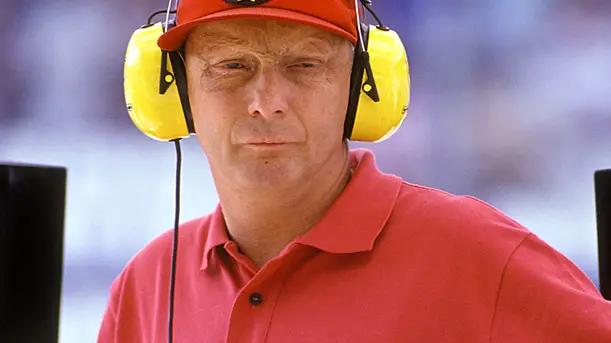 ANNI 90 GRAN PREMIO DI IMOLA NELLA FOTO NIKI LAUDA AI BOX FERRARI