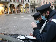 SBRISSA AG.FOTOFILM TREVISO COVID19 ZONA ARANCIONE, GENTE IN CITTA'