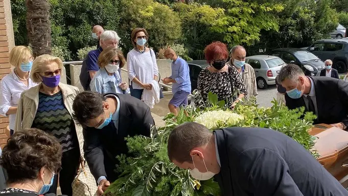 BASCHIERI -AGENZIA BIANCHI-PADOVA - FUNERALE BEPPE AGOSTOSI