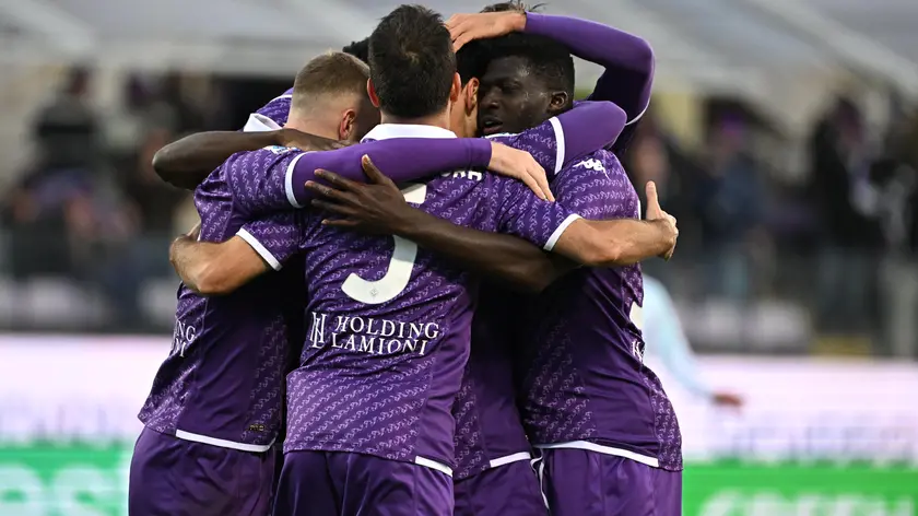 Fiorentina's midfielder Giacomo Bonaventura celebrate after scoring a goal during the Italian serie A soccer match ACF Fiorentina vs US Salernitana at Artemio Franchi Stadium in Florence, Italy, 3 December 2023 ANSA/CLAUDIO GIOVANNINI