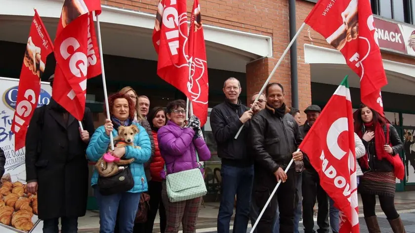 BARON - AGENZIA BIANCHI - PADOVA - PROTESTA DIPENDENTI PLAZA