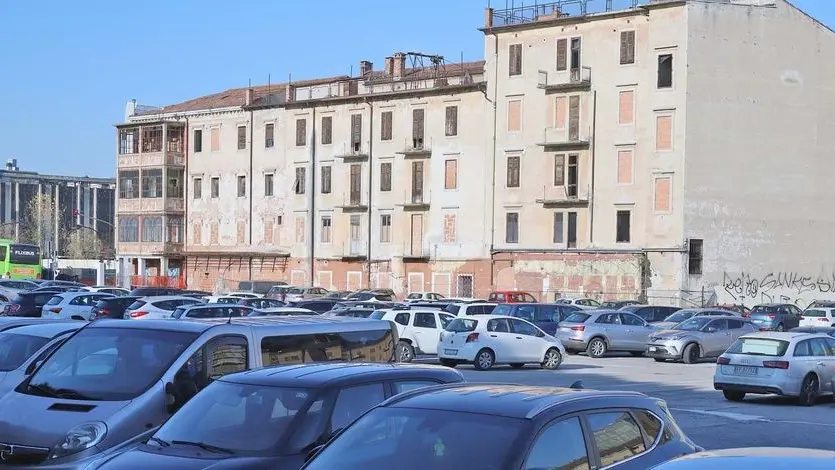MARIAN - AGENZIA BIANCHI - PADOVA - PARCHEGGIO PIAZZA BOSCHETTI