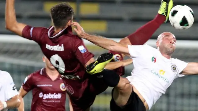 Valerio Andreani - LaPresse.24 08 2013 La Spezia (Italia).Sport Calcio Spezia vs Cittadella - Campionato Serie B win 2013/2014.Stadio Picco La Spezia.Nella foto: Mattia Montini e Francesco Migliore...Valerio Andreani - LaPresse.24 08 2013 La Spezia (Italia).Sport Soccer Spezia versus Cittadella - Italian Serie B Soccer League 2013/2014.Picco Stadium La Spezia.In the Photo: Mattia Montini e Francesco Migliore