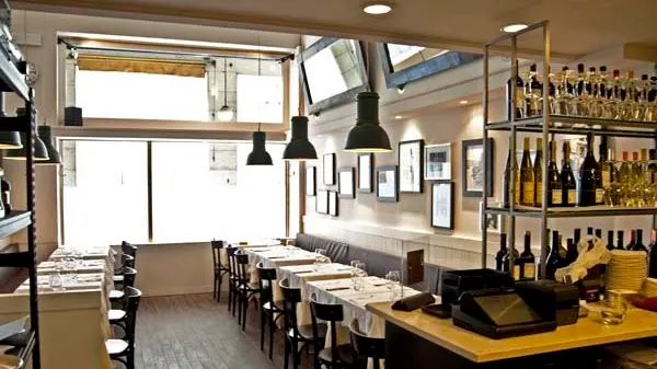 gigi bar