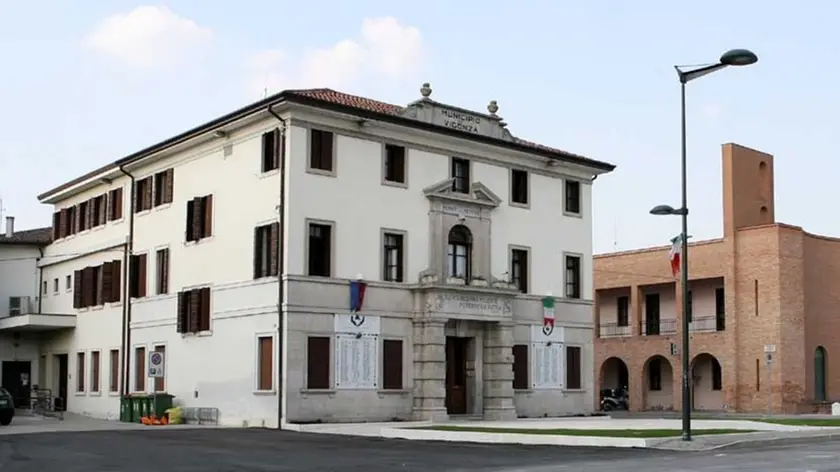 La freccia indica la telecamera Videosorveglianza Comune Vigonza BELLUCO