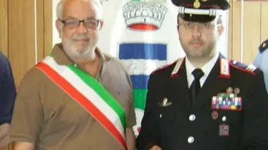 IN ARRIVO. Adelio Francesco Rosato con il sindaco del Comune di Stra