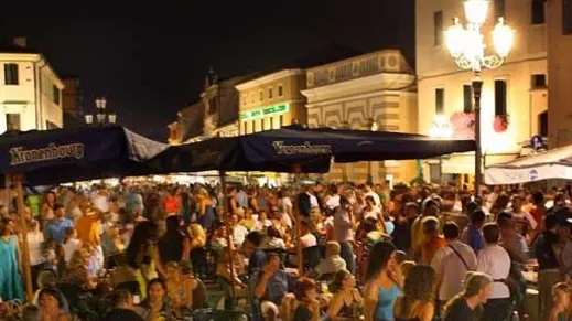 NOTTE BIANCA PIOVE DI SACCO BELLUCO