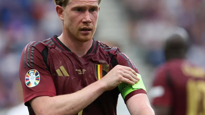 epa11418464 Kevin de Bruyne of Belgium reacts during the UEFA EURO 2024 group E match between Belgium and Slovakia, in Frankfurt Main, Germany, 17 June 2024. EPA/ABEDIN TAHERKENAREH