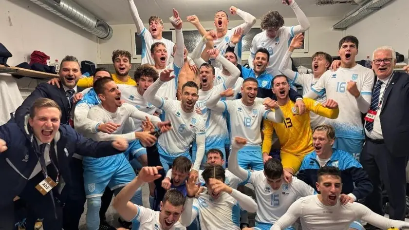 La gioia dei nazionali di San Marino dopo la vittoria di Vaduz