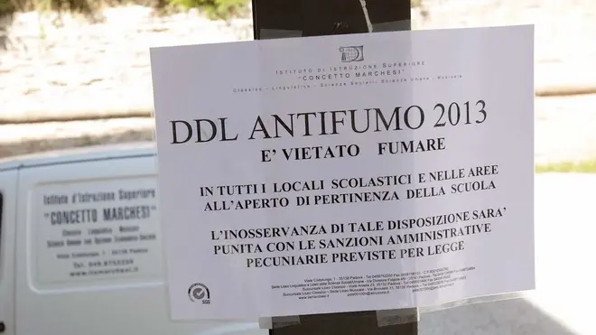 BARSOTTI - CARTELLI DIVIETO FUMO AL MARCHESI