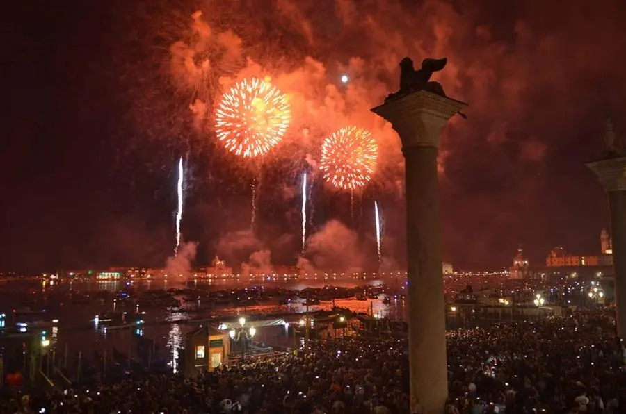 iNTERPRESS/Gf.Tagliapietra.17.07.2016.- Notte di Rdentore con i fuochi d'artificio.