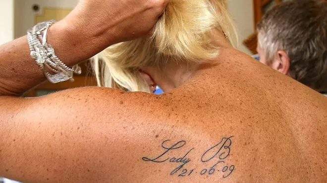 STELLA PARTENZA PER RITIRO CALCIO PADOVA il tatuaggio di barbara carron STELLA PARTENZA PER RITIRO CALCIO PADOVA