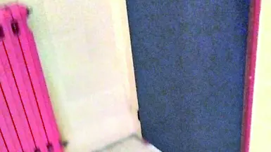 Un topo trovato nei bagni della scuola