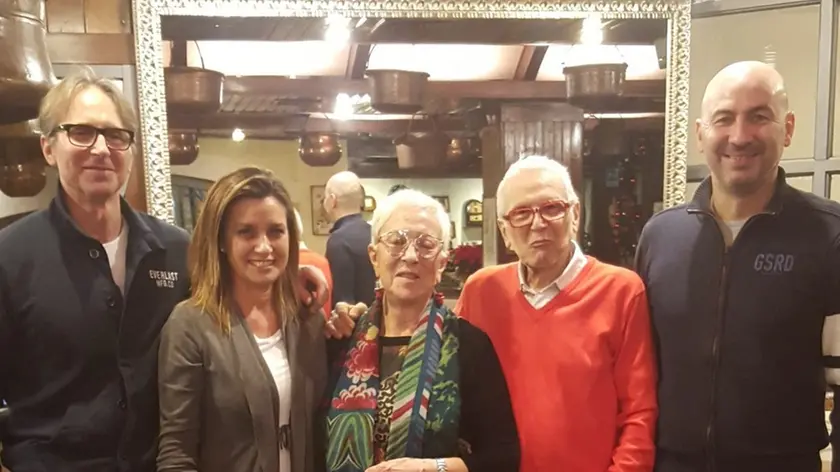 Armando Carraro, con il maglione rosso