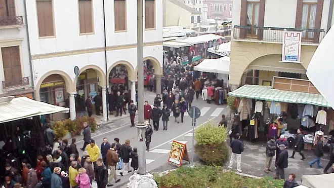Fiera S.Martino Piove 12.11.00 Belluco FOTOPIRAN