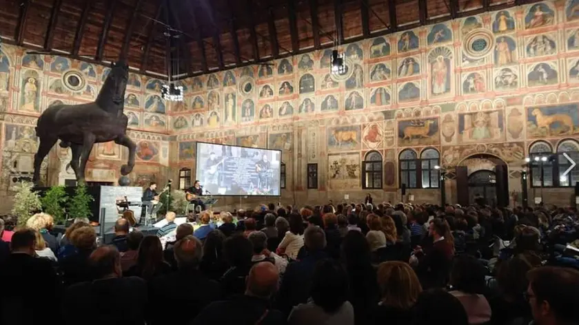 Palazzo della Ragione nel primo giorno di Fiera delle Parole 2018