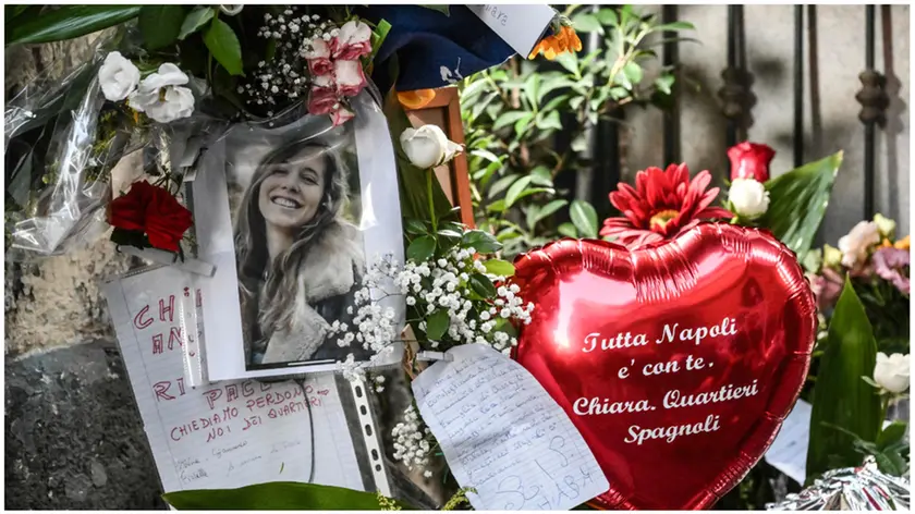 Uccisa da una statuetta caduta dal balcone: due indagati per la morte di Chiara Jaconis