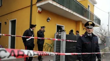 IL LUOGO DELL’OMICIDIO E’ avvenuto in via Valli davanti al Despar