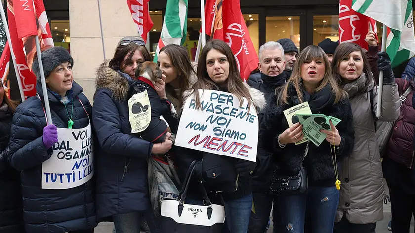 MARIAN - AGENZIA BIANCHI - PADOVA - SCIOPERO RINASCENTE