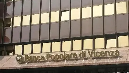 La sede della Banca Popolare di Vicenza, in una immagine del 22 settembre 2015..ANSA/