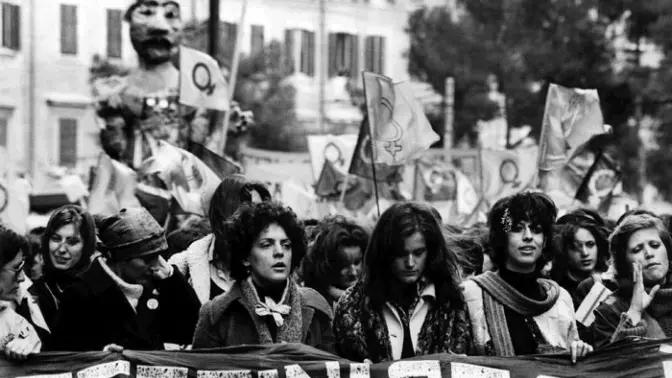 Una manifestazione di femministe negli anni Settanta