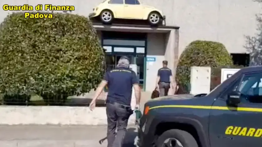 Este (PD), 7 luglio 2020.Guardia di Finanza di Este scopre frode du automobili usate